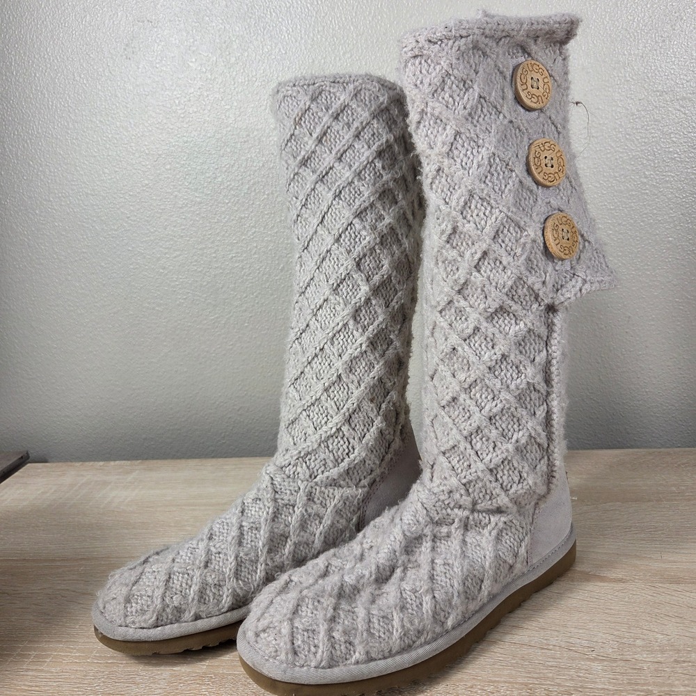 UGG Lattice Cardy Tall Knit Sweater Boots Women's 8 Gray 3 Button 3066